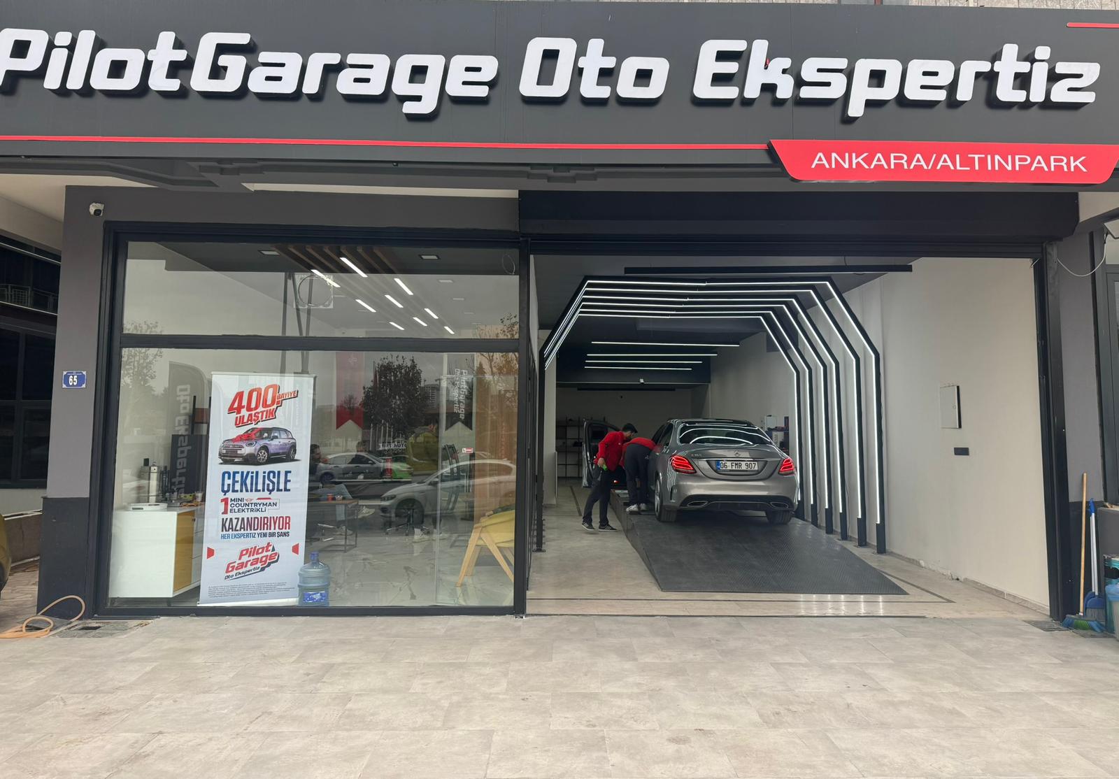 Pilot Garage Ekibi